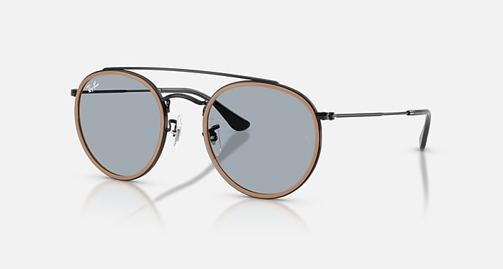 Ray-Ban ROUND DOUBLE BRIDGE Black with Blue Solid Color lenses - Quarter