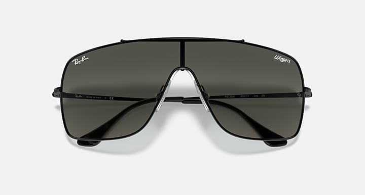 Ray-Ban WINGS II Black with Grey Gradient Gradient lenses - Closed Front