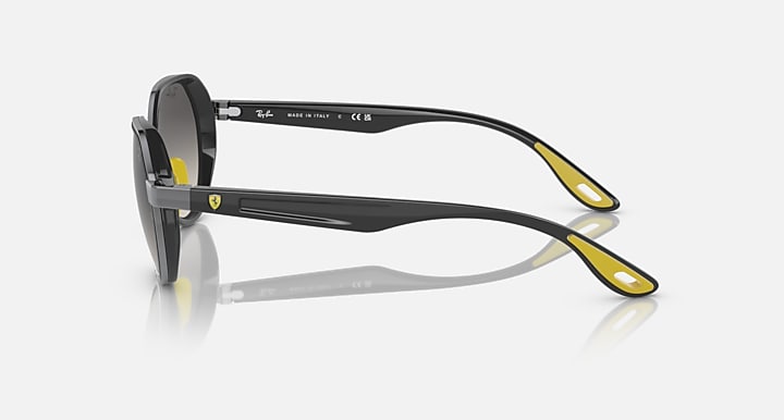 Ray-Ban RB3703M SCUDERIA FERRARI COLLECTION Gunmetal; Grey with Grey Gradient Gradient lenses - Lateral