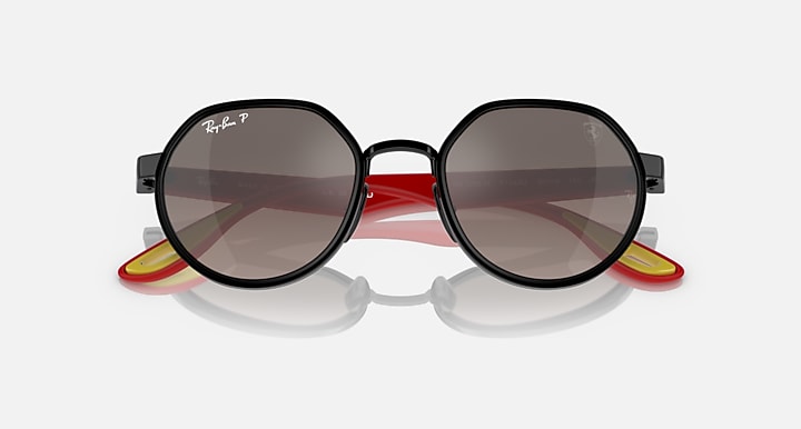 Ray-Ban FERRARI 499P – HYPERCAR Matte Black; Matte Red with Grey Mirror Polarized+ Polarized+ lenses - Closed Front