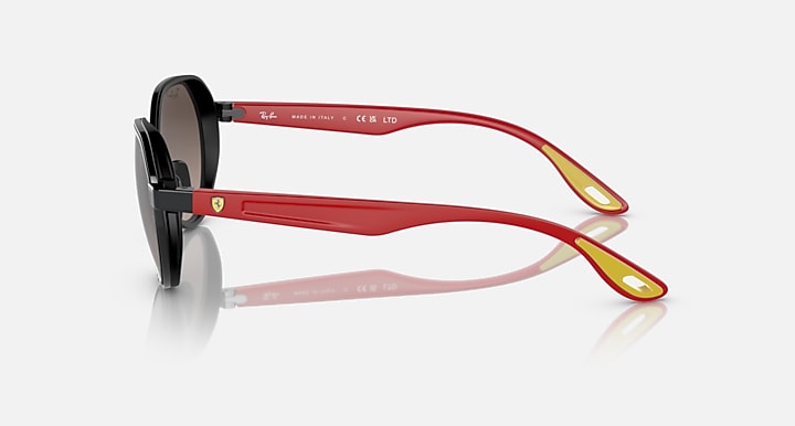 Ray-Ban FERRARI 499P – HYPERCAR Matte Black; Matte Red with Grey Mirror Polarized+ Polarized+ lenses - Lateral