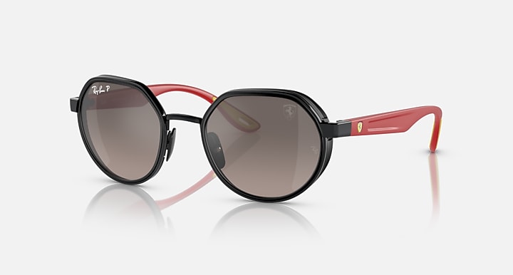 Ray-Ban FERRARI 499P – HYPERCAR Matte Black; Matte Red with Grey Mirror Polarized+ Polarized+ lenses - Quarter