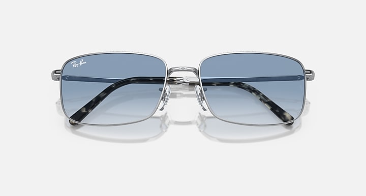 Ray-Ban RB3717 Silver with Blue Gradient lenses - Closed Front