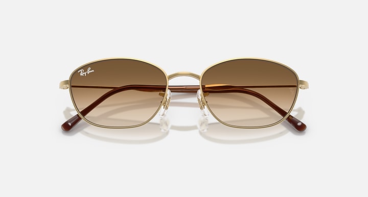 Ray-Ban RB3749 Arista Gold with Clear Gradient Brown Gradient lenses - Closed Front