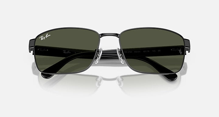 Ray-Ban RB3750 Black with G-15 Green Solid Color lenses - Closed Front