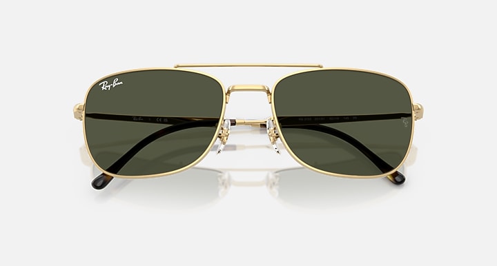 Ray-Ban RB3755 Arista Gold with Green Solid Color lenses - Closed Front