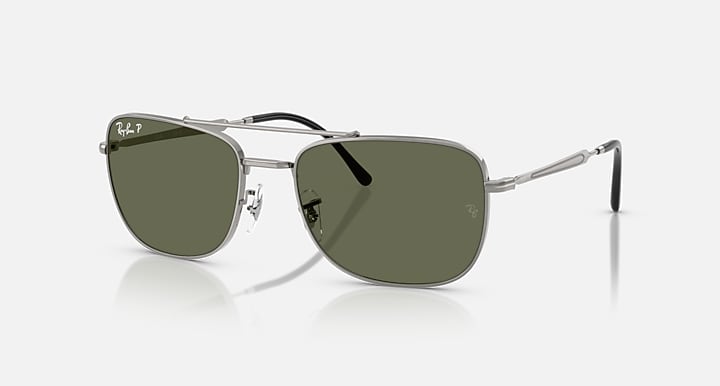 Ray-Ban RB3755 Gunmetal with Green Polarized Solid Color lenses - Quarter