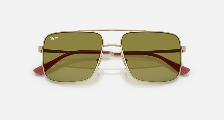 Ray-Ban ARI BIO-BASED Pale Gold with Green Solid Color lenses - Closed Front
