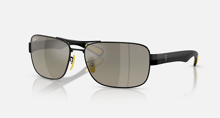 Ray-Ban RB3763M SCUDERIA FERRARI COLLECTION POLARIZED+ LENSES Black with Grey Mirror Grey Gradient Polarized+ Polarized+ lenses - Quarter