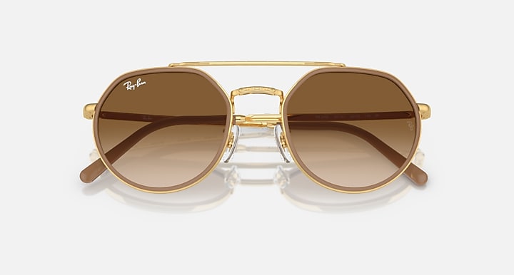 Ray-Ban RB3765 Arista Gold with Light Brown Gradient lenses - Closed Front