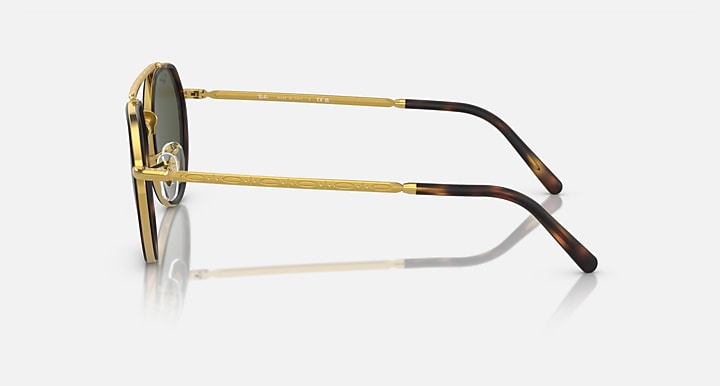 Ray-Ban RB3765 Legend Gold with Green Solid Color lenses - Lateral