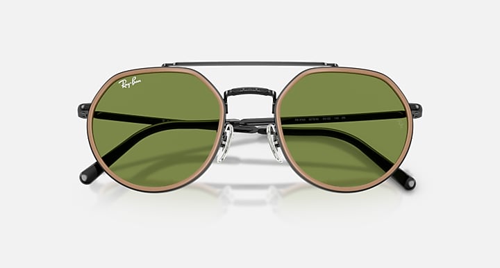 Ray-Ban RB3765 Black with Green Solid Color lenses - Closed Front
