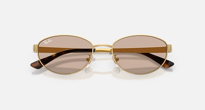 Ray-Ban RB3774D Arista Gold with Light Brown Solid Color lenses - Closed Front