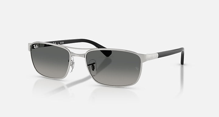 Ray-Ban RB3778 Silver; Black with Grey Gradient Gradient lenses - Quarter