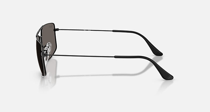 Ray-Ban EXPLORER III Black with Dark Grey Solid Color lenses - Lateral