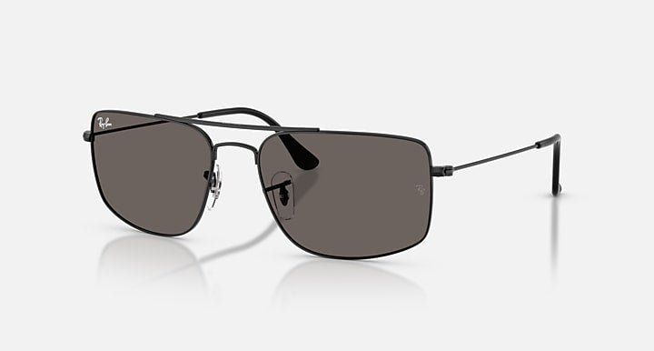 Ray-Ban EXPLORER III Black with Dark Grey Solid Color lenses - Quarter
