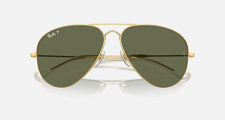 Ray-Ban OLD AVIATOR Arista Gold with Green Polarized Solid Color lenses - Closed Front