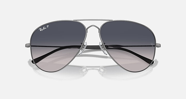 Ray-Ban OLD AVIATOR Gunmetal with Blue Polarized Gradient lenses - Closed Front