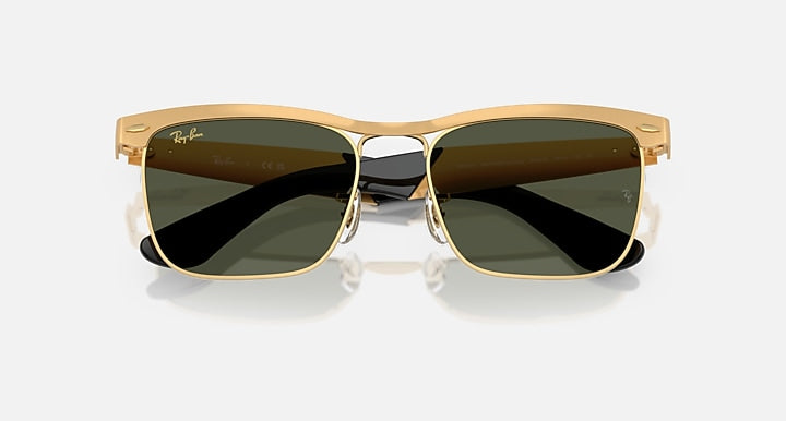 Ray-Ban WAYFARER DELUXE Sandblasted Legend Gold with Green Solid Color lenses - Closed Front