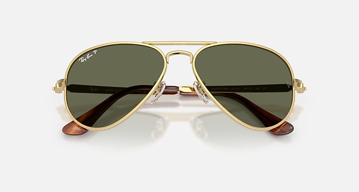 Ray-Ban AVIATOR MAX Arista Gold with Green Polarized Solid Color lenses - Closed Front