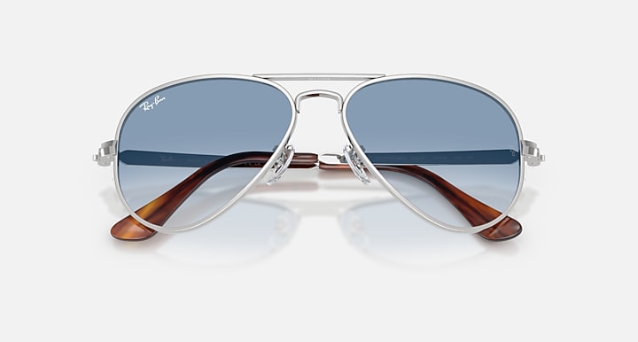 Ray-Ban AVIATOR MAX Silver with Clear Gradient Blue Gradient lenses - Closed Front