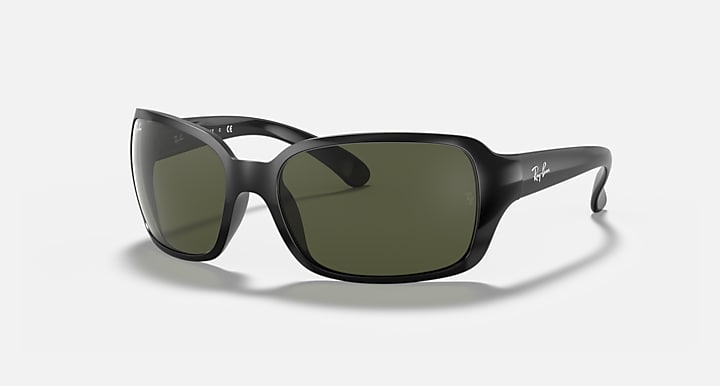 Ray-Ban RB4068 Black with G-15 Green Solid Color lenses - Quarter