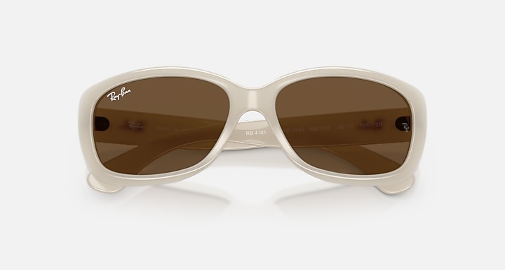 Ray-Ban JACKIE OHH Opal Ivory with Dark Brown Solid Color lenses - Closed Front