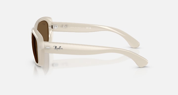 Ray-Ban JACKIE OHH Opal Ivory with Dark Brown Solid Color lenses - Lateral