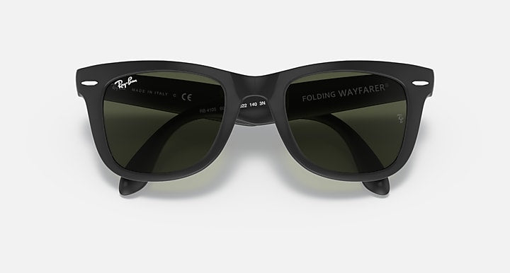 Ray-Ban WAYFARER FOLDING CLASSIC Black with G-15 Green Solid Color lenses - Closed Front