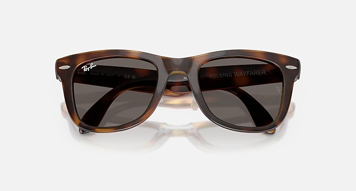 Ray-Ban WAYFARER FOLDING CLASSIC Havana with Dark Grey Solid Color lenses - Closed Front