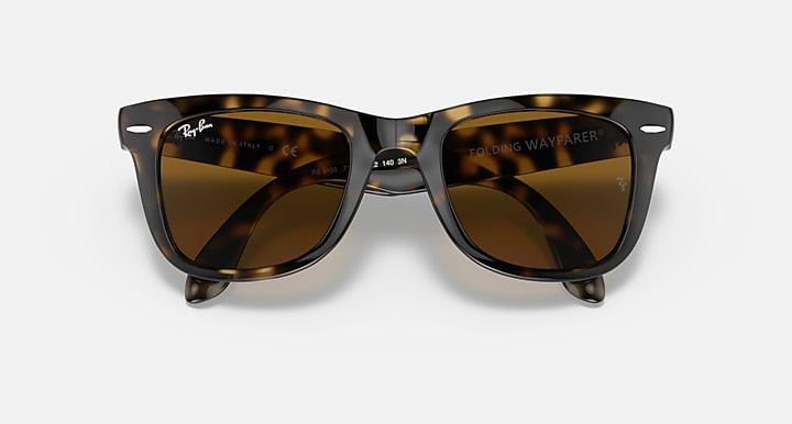 Ray-Ban WAYFARER FOLDING CLASSIC Light Havana with B-15 Brown Solid Color lenses - Closed Front