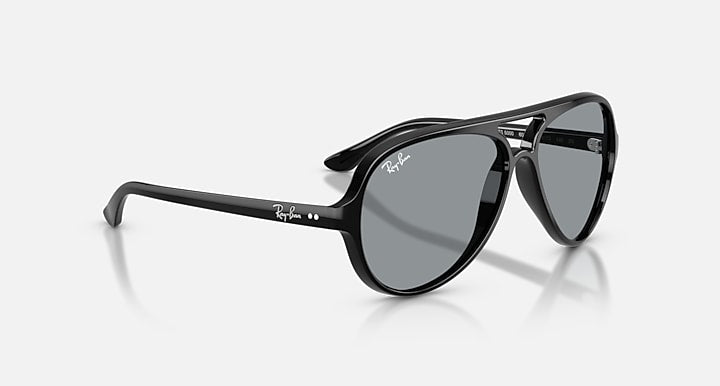 Ray-Ban CATS 5000 CLASSIC SUMMER CAPSULE Black with Grey Solid Color lenses - Alternative