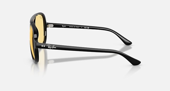 Ray-Ban CATS 5000 CLASSIC SUMMER CAPSULE Black with Yellow Solid Color lenses - Lateral