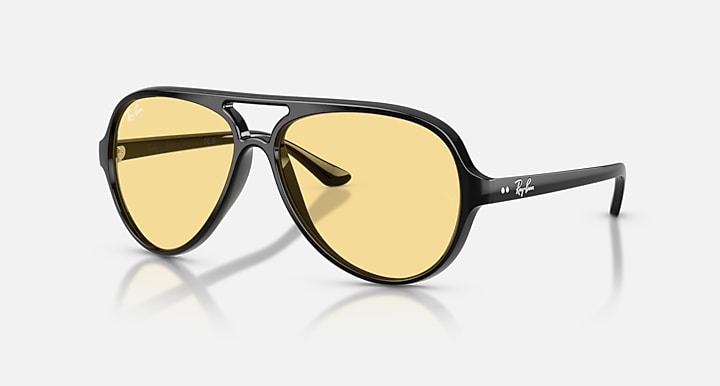 Ray-Ban CATS 5000 CLASSIC SUMMER CAPSULE Black with Yellow Solid Color lenses - Quarter