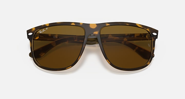 Ray-Ban BOYFRIEND Light Havana with Brown Polarized Solid Color lenses - Closed Front