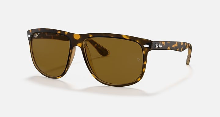 Ray-Ban BOYFRIEND Light Havana with Brown Polarized Solid Color lenses - Quarter