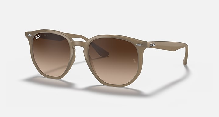 Ray-Ban RB4306 Beige with Dark Brown Gradient lenses - Quarter