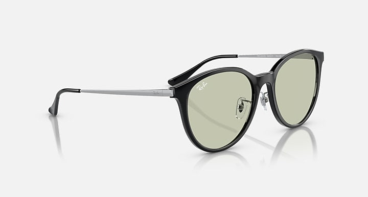 Ray-Ban RB4334D Black with Green Solid Color lenses - Alternative