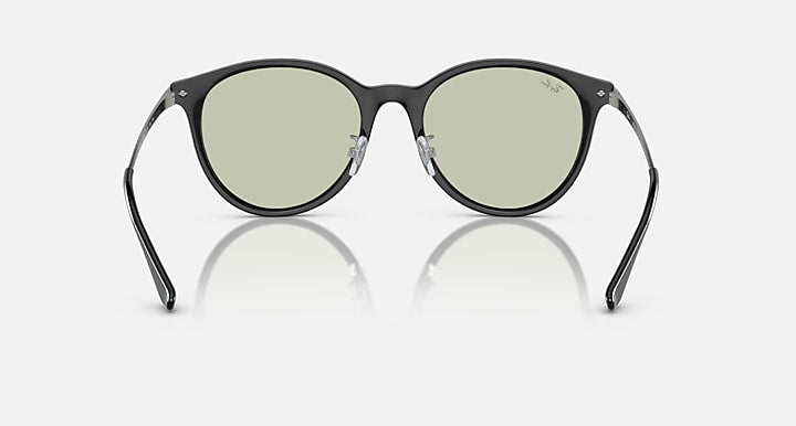 Ray-Ban RB4334D Black with Green Solid Color lenses - Back