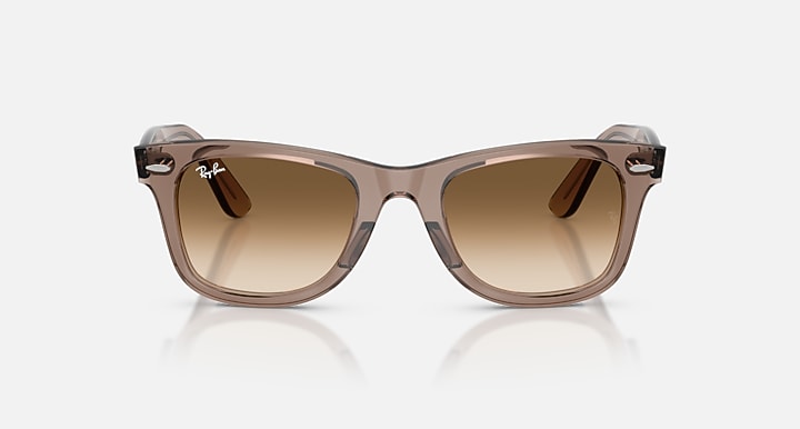 Ray-Ban WAYFARER EASE Transparent Light Brown with Clear Gradient Brown Gradient lenses - Front