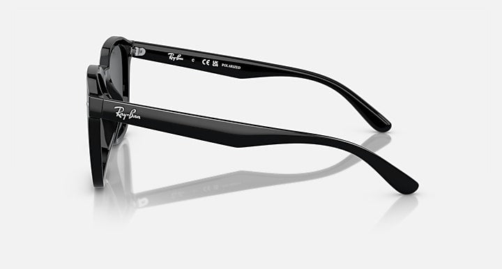 Ray-Ban RB4392D Black with Dark Grey Polarized Solid Color lenses - Lateral