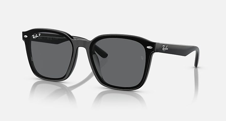 Ray-Ban RB4392D Black with Dark Grey Polarized Solid Color lenses - Quarter