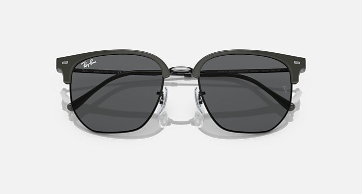 Ray-Ban NEW CLUBMASTER Grey On Black; Black with Dark Grey Solid Color lenses - Closed Front