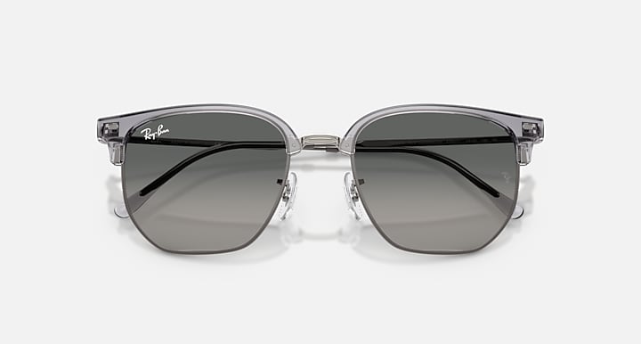 Ray-Ban NEW CLUBMASTER Transparent Gray On Gunmetal; Gunmetal with Light Grey Gradient Dark Grey Gradient lenses - Closed Front