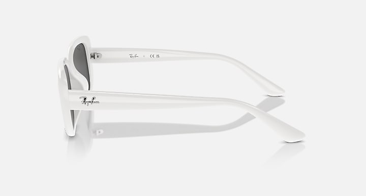 Ray-Ban RB4421D BIO-BASED White with Dark Grey Solid Color lenses - Lateral