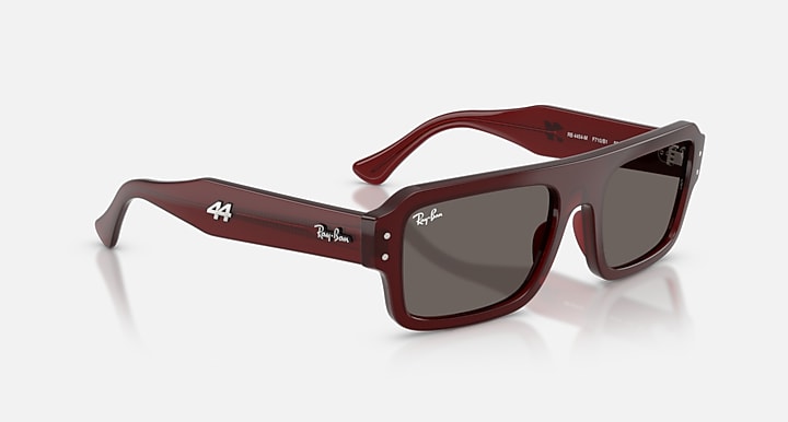 Ray-Ban LEWIS HAMILTON DRIVER SPECIAL EDITION 2026 - SCUDERIA FERRARI COLLECTION Red Trasparent; Red Transparent with Dark Grey Solid Color lenses - Alternative