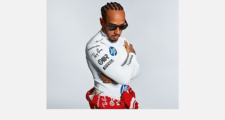 Ray-Ban LEWIS HAMILTON DRIVER SPECIAL EDITION 2026 - SCUDERIA FERRARI COLLECTION Red Trasparent; Red Transparent with Dark Grey Solid Color lenses - On model
