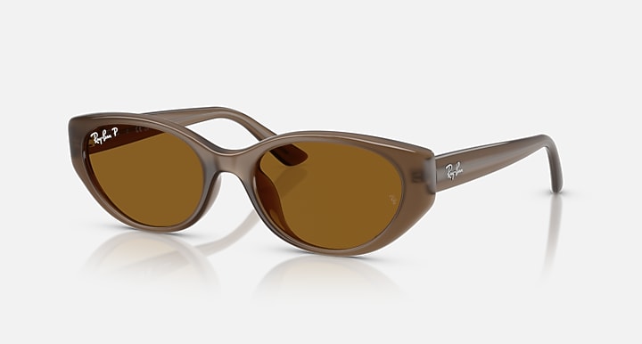 Ray-Ban RB4457D BIO-BASED Transparent Brown with Dark Brown Polarized Solid Color lenses - Quarter