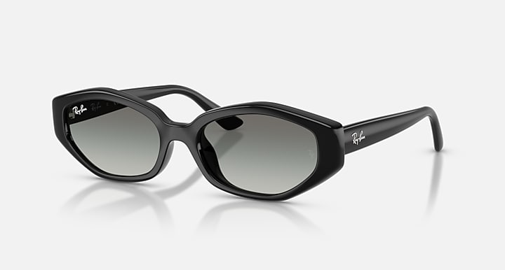 Ray-Ban RB4473D Black with Gradient Grey Gradient lenses - Quarter