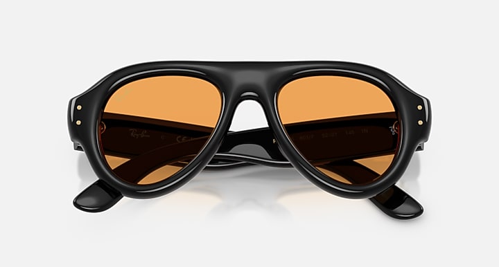 Ray-Ban AVIATOR PUFFER Black with Orange Solid Color lenses - Closed Front
